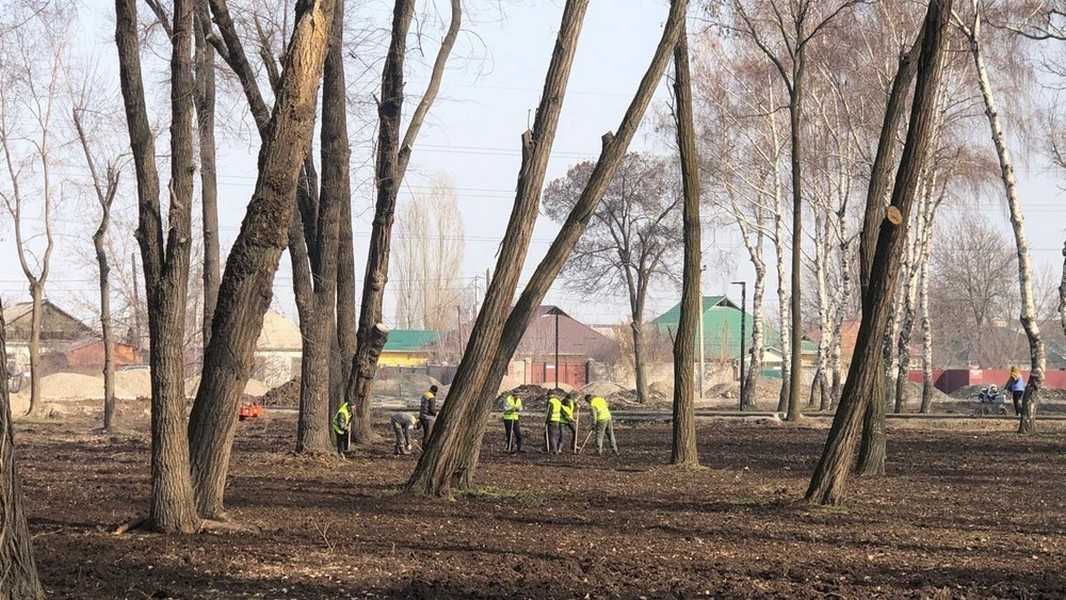 Cholponbay Tuleberdiev Park.jpg